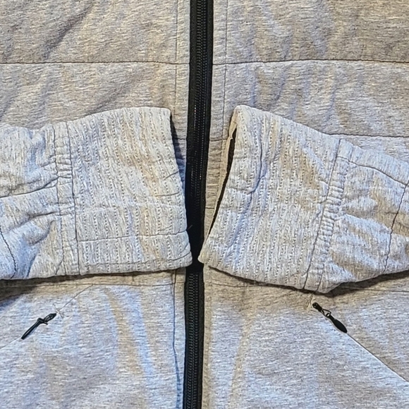 Lululemon The Bomb Reversible Bomber Jacket - Picture 8 of 14